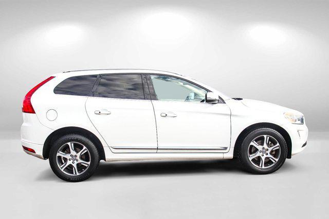 used 2015 Volvo XC60 car, priced at $14,000