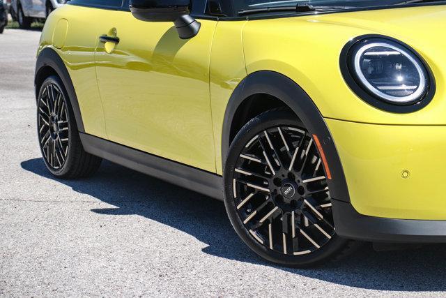 used 2025 MINI Hardtop car, priced at $33,000