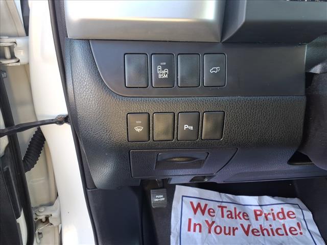 used 2015 Toyota Highlander car, priced at $18,995