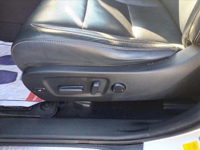 used 2015 Toyota Highlander car, priced at $18,995