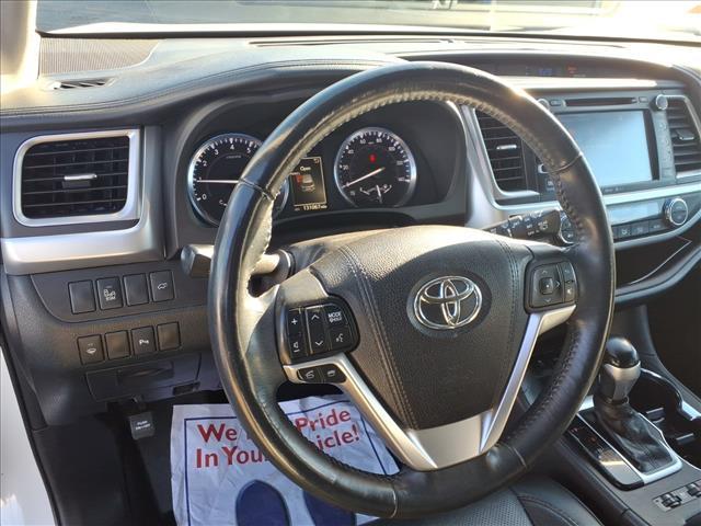 used 2015 Toyota Highlander car, priced at $18,995