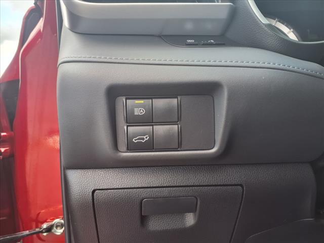 used 2022 Toyota Highlander car, priced at $35,995