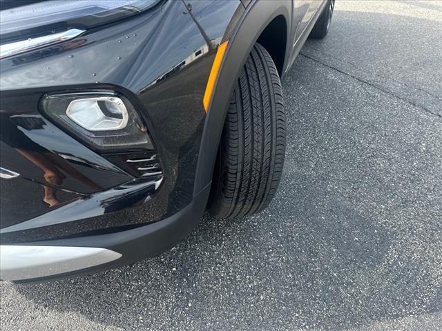 used 2025 Chevrolet TrailBlazer car, priced at $27,995