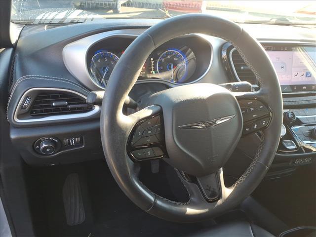 used 2023 Chrysler Pacifica car, priced at $17,995