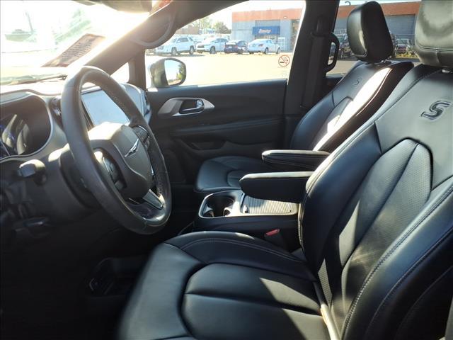 used 2023 Chrysler Pacifica car, priced at $17,995