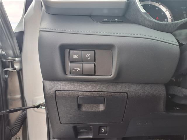 used 2023 Toyota Highlander car