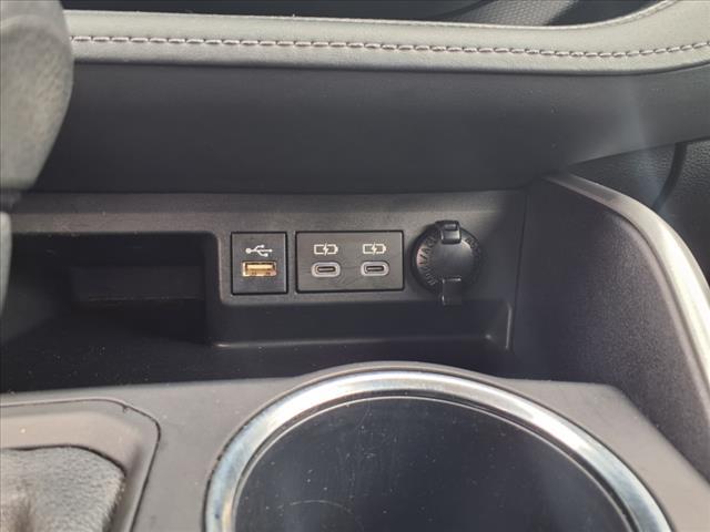 used 2023 Toyota Highlander car