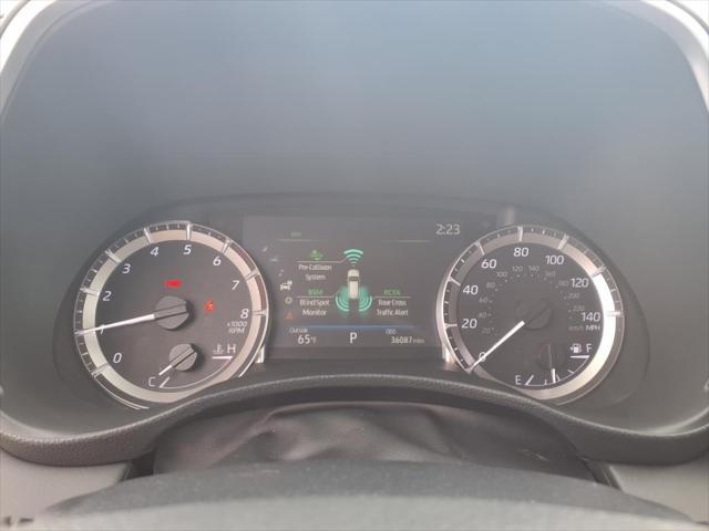 used 2023 Toyota Highlander car