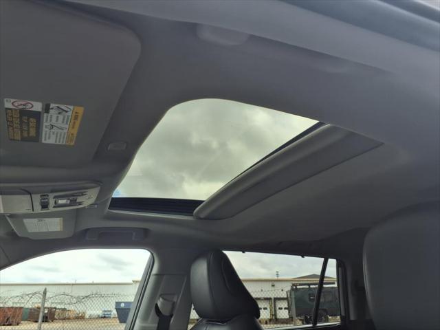 used 2023 Toyota Highlander car