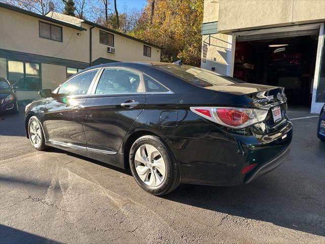 used 2013 Hyundai Sonata Hybrid car, priced at $8,995