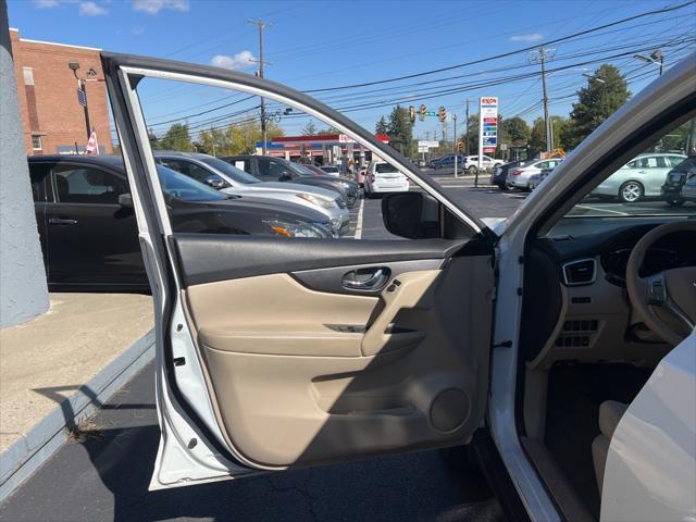 used 2014 Nissan Rogue car, priced at $9,895