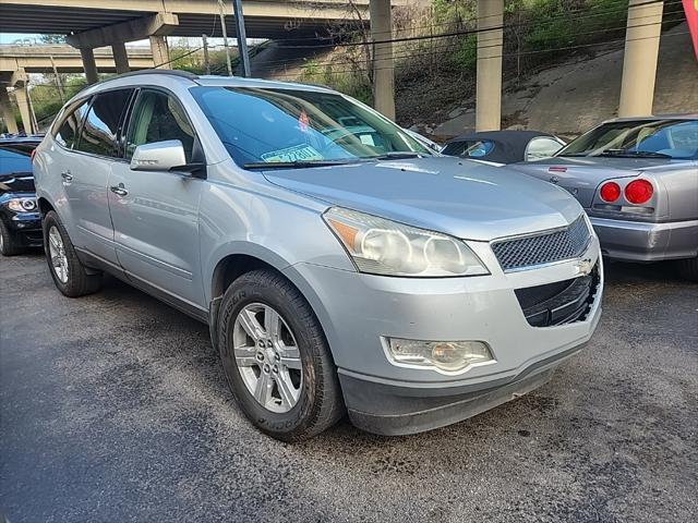 used 2009 Chevrolet Traverse car, priced at $5,998
