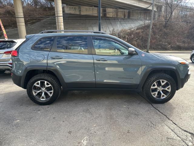 used 2014 Jeep Cherokee car, priced at $12,995