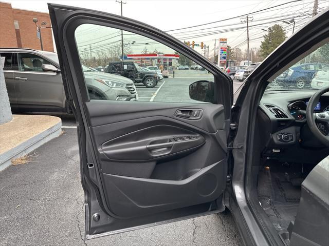 used 2013 Ford Escape car, priced at $7,995