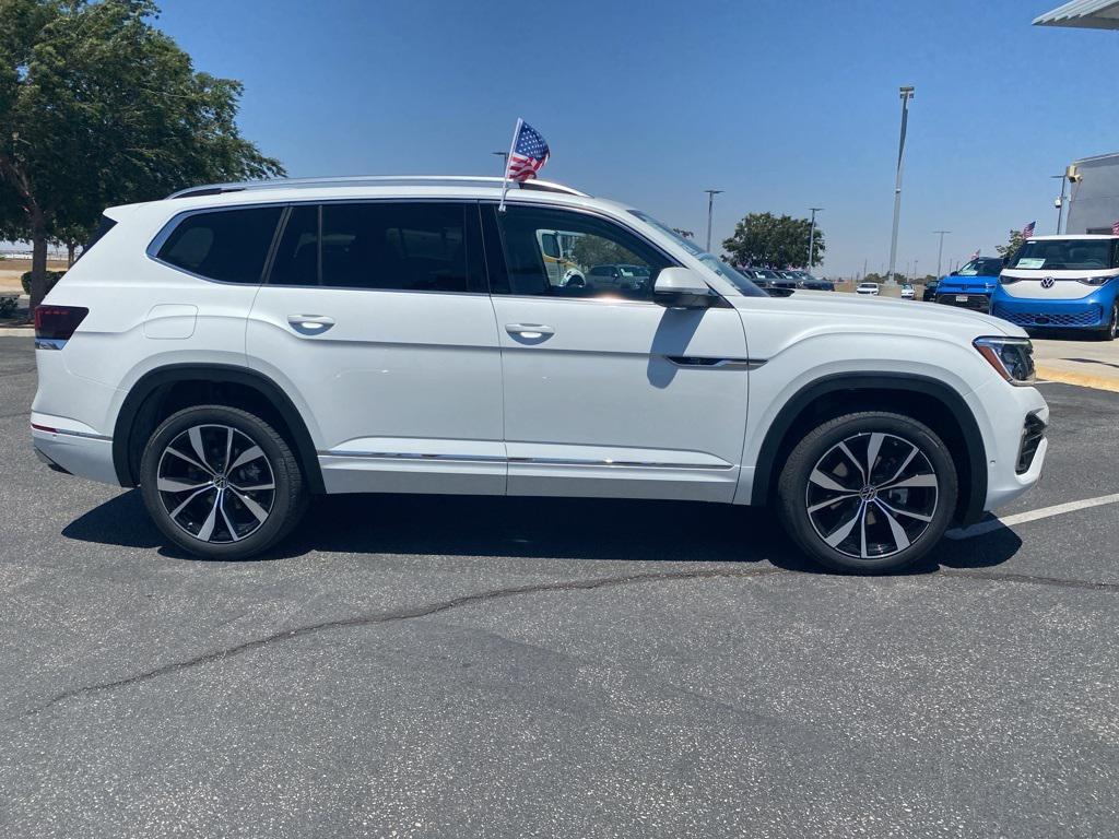 new 2025 Volkswagen Atlas car, priced at $57,799