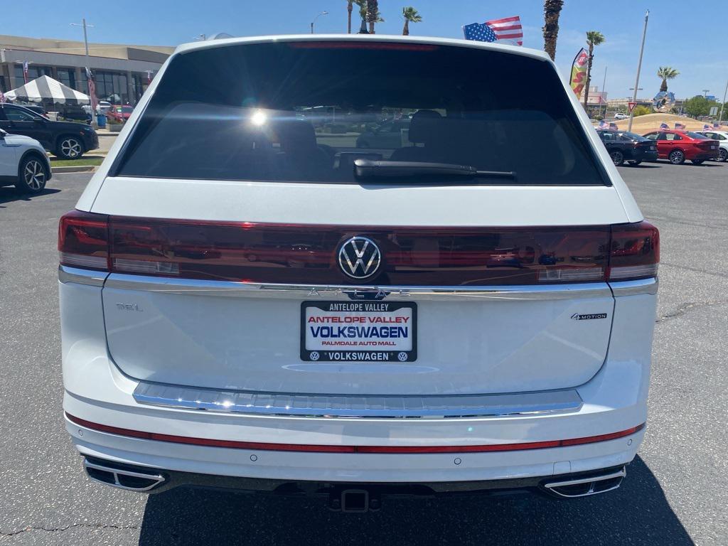 new 2025 Volkswagen Atlas car, priced at $57,799