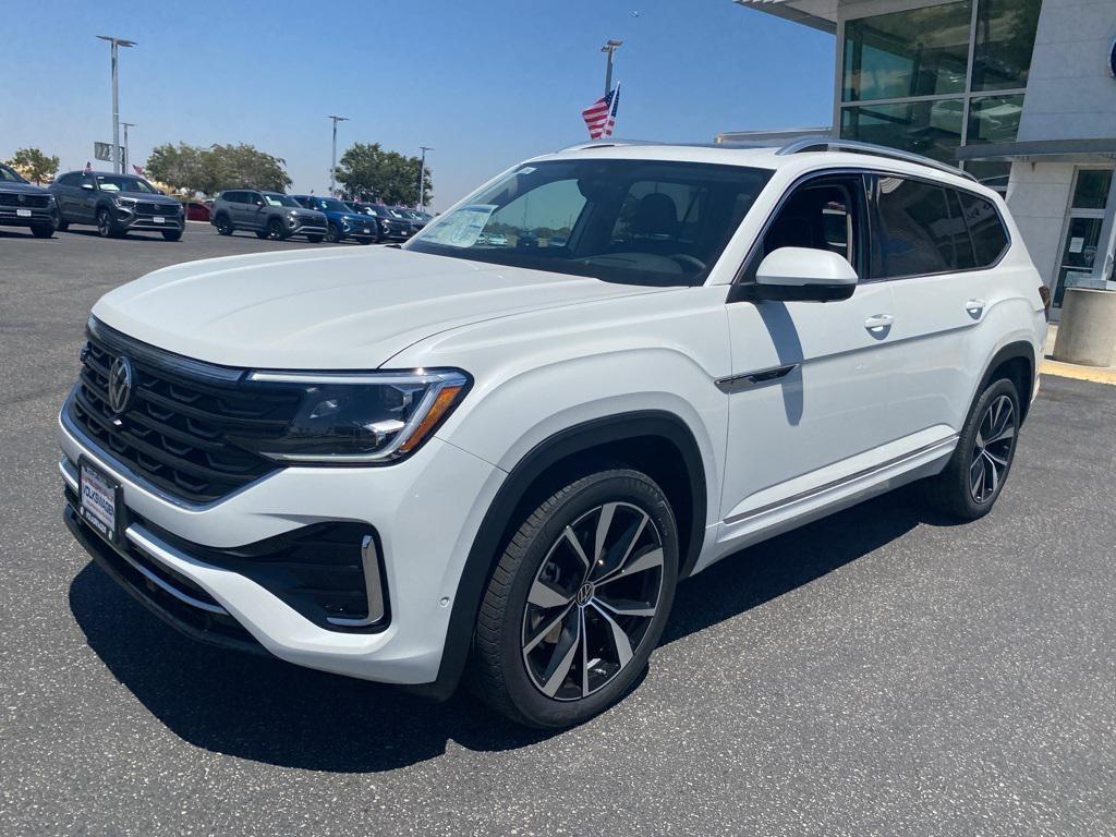 new 2025 Volkswagen Atlas car, priced at $57,799