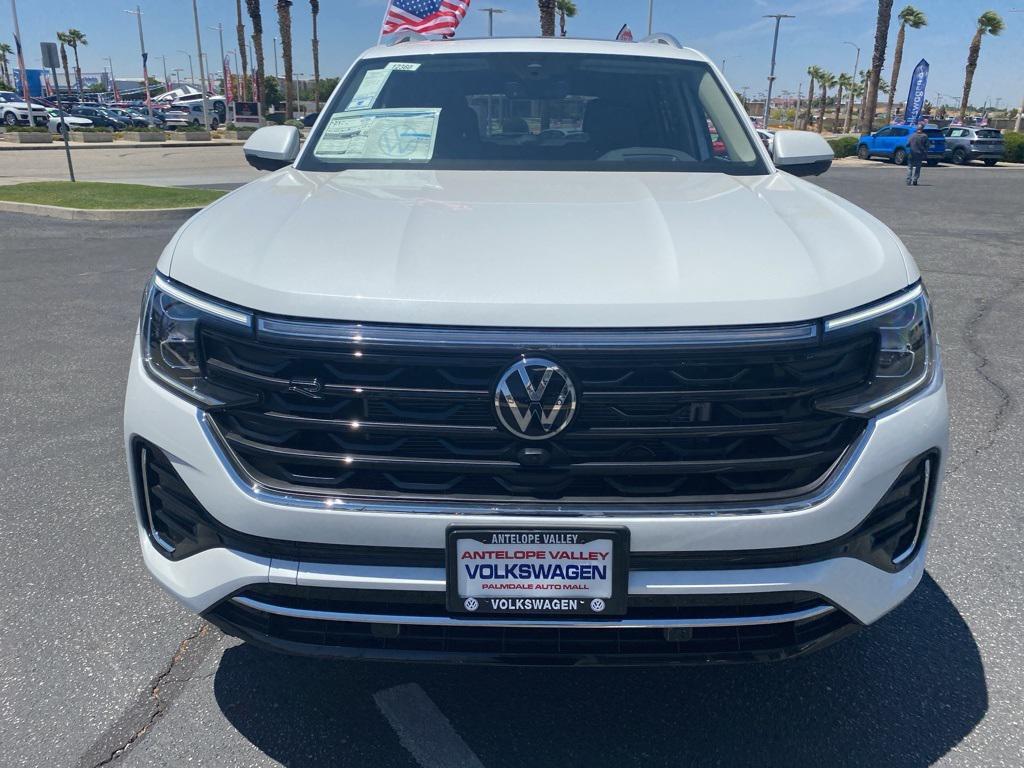 new 2025 Volkswagen Atlas car, priced at $57,799