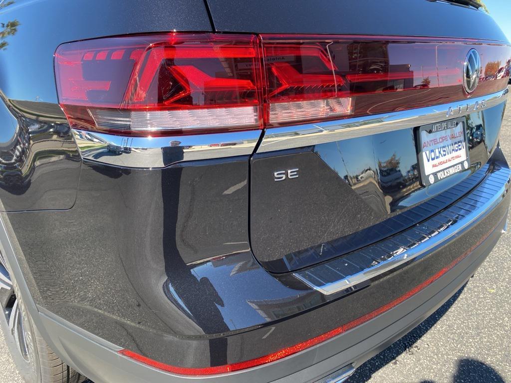 new 2026 Volkswagen Atlas car, priced at $40,903