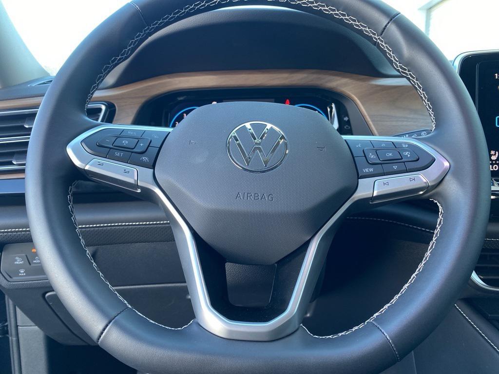 new 2026 Volkswagen Atlas car, priced at $40,903