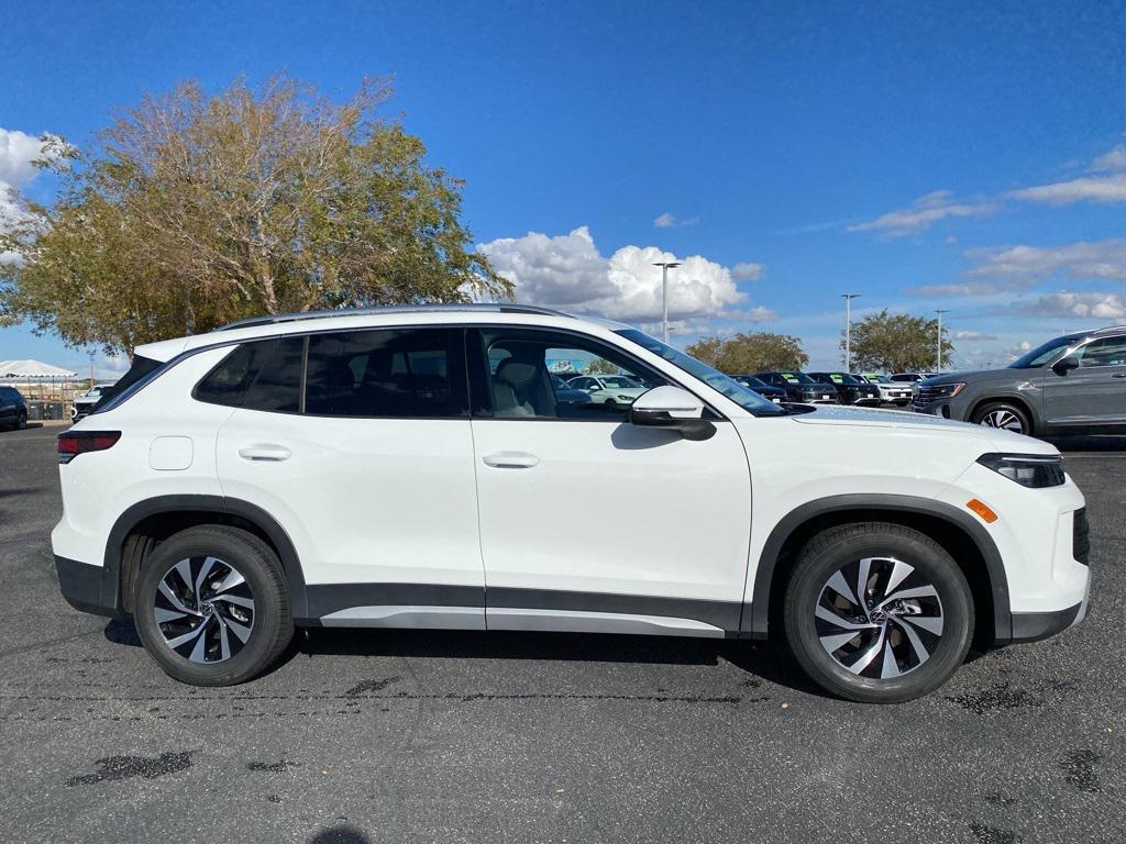 new 2026 Volkswagen Tiguan car, priced at $32,992