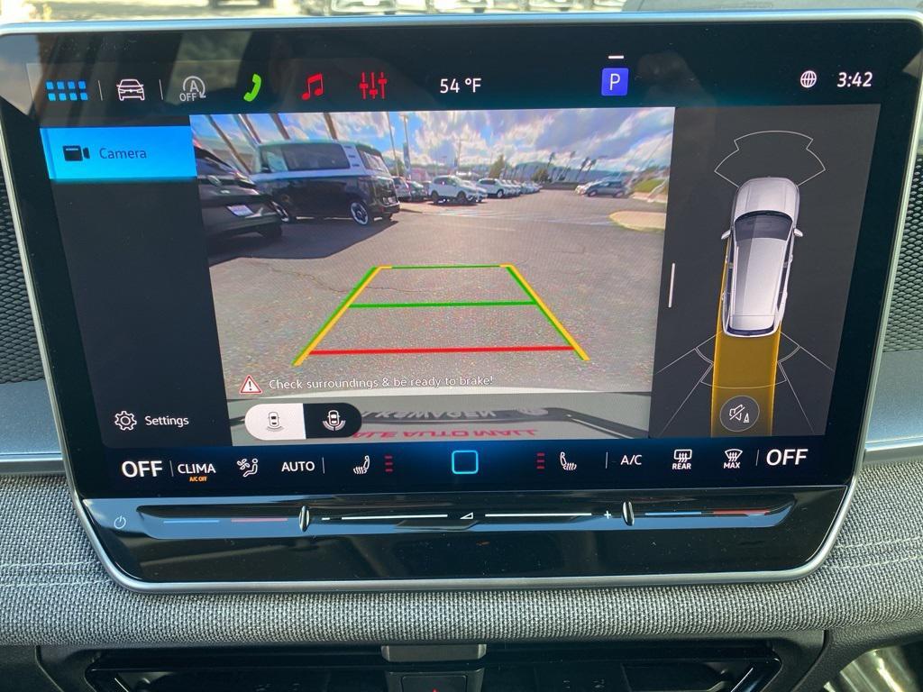 new 2026 Volkswagen Tiguan car, priced at $32,992