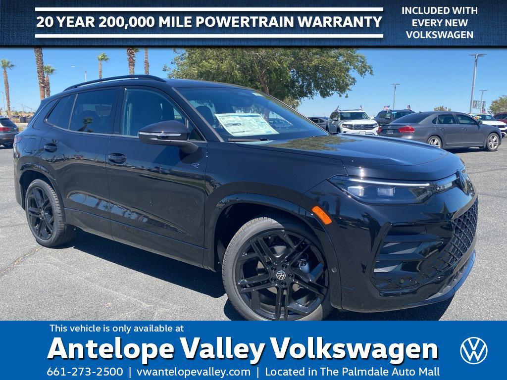 new 2025 Volkswagen Tiguan car, priced at $38,017