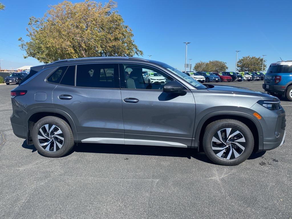 new 2026 Volkswagen Tiguan car, priced at $33,229
