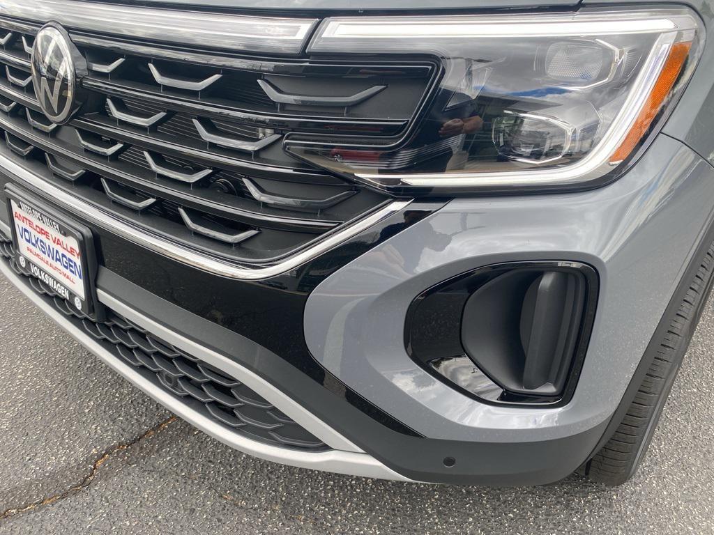new 2026 Volkswagen Atlas Cross Sport car, priced at $48,219