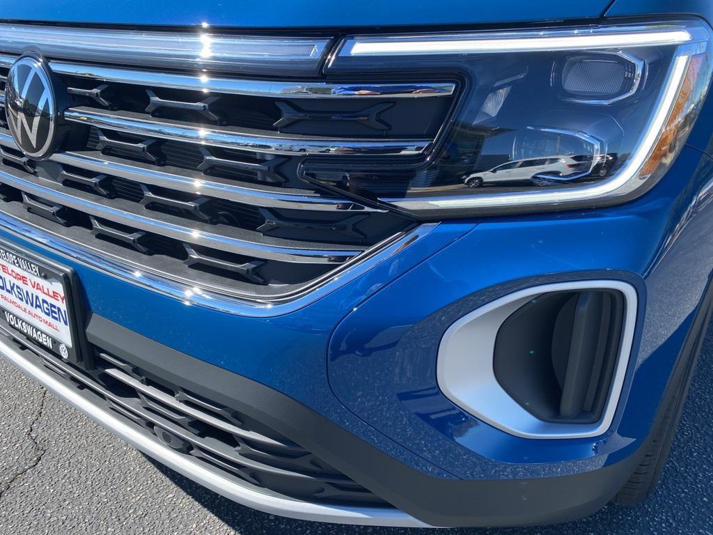 new 2026 Volkswagen Atlas car, priced at $42,382