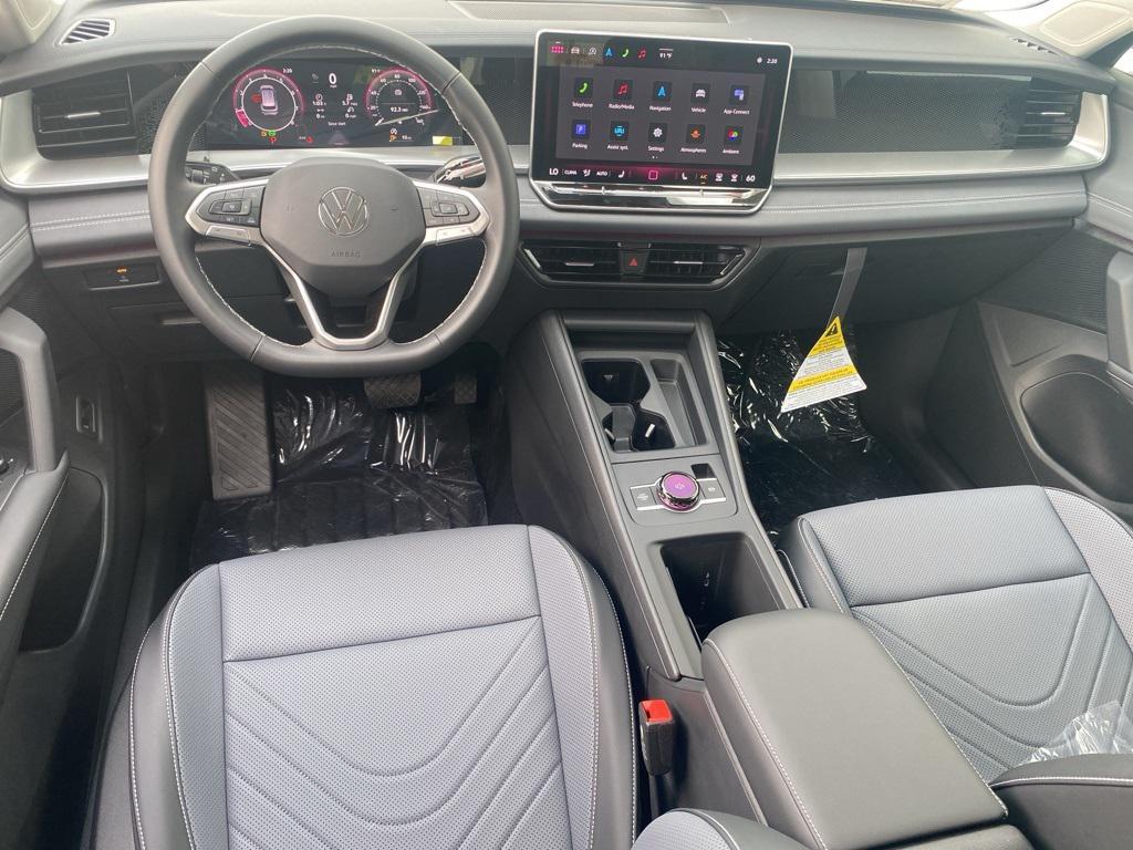 new 2025 Volkswagen Tiguan car, priced at $33,976