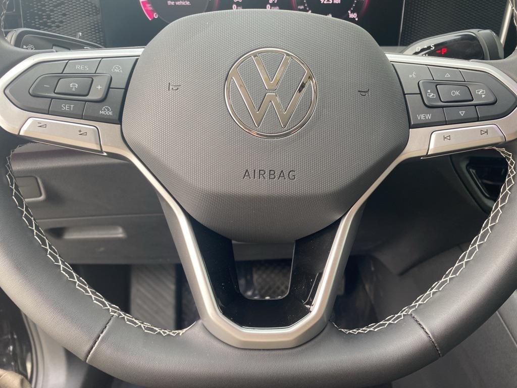 new 2025 Volkswagen Tiguan car, priced at $33,976