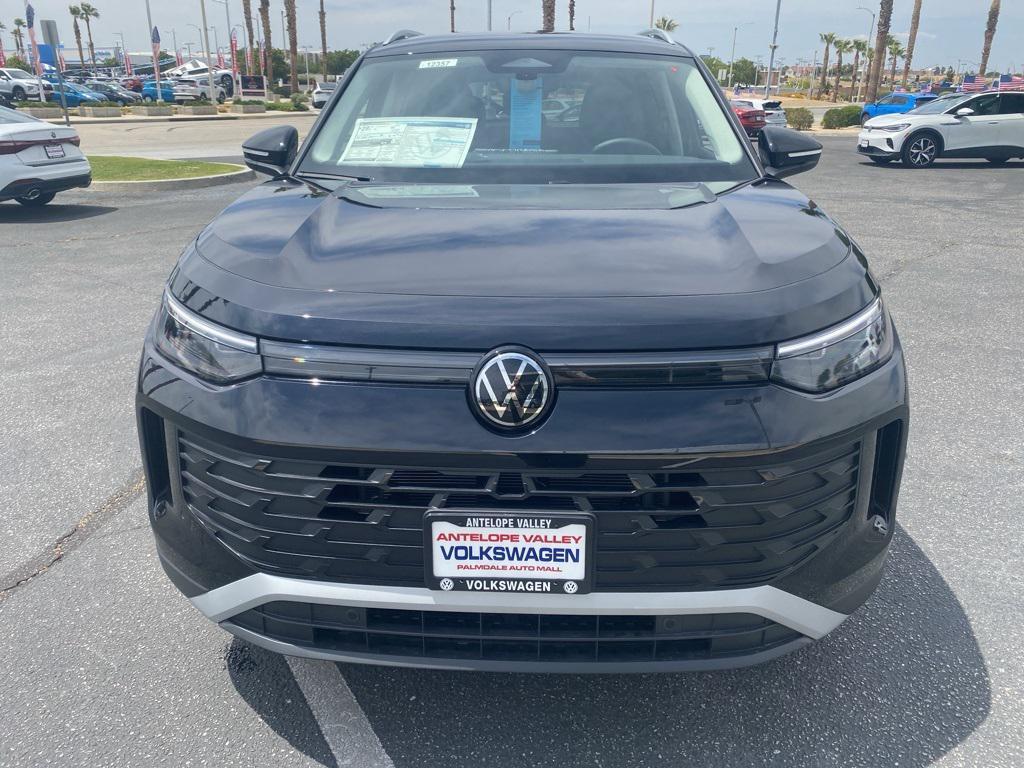 new 2025 Volkswagen Tiguan car, priced at $33,976