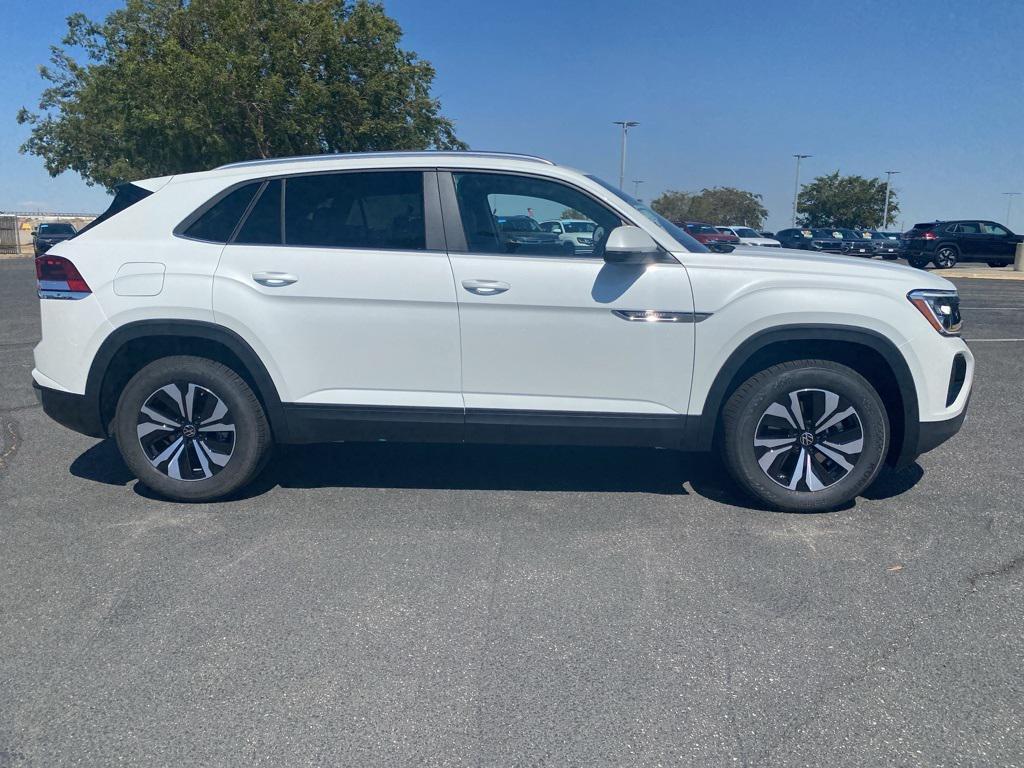 new 2026 Volkswagen Atlas Cross Sport car, priced at $40,331