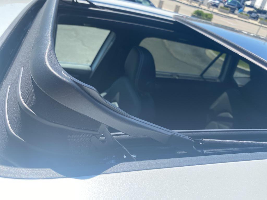 new 2026 Volkswagen Atlas Cross Sport car, priced at $47,025