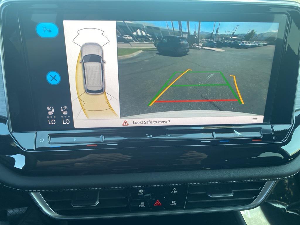 new 2026 Volkswagen Atlas Cross Sport car, priced at $47,025