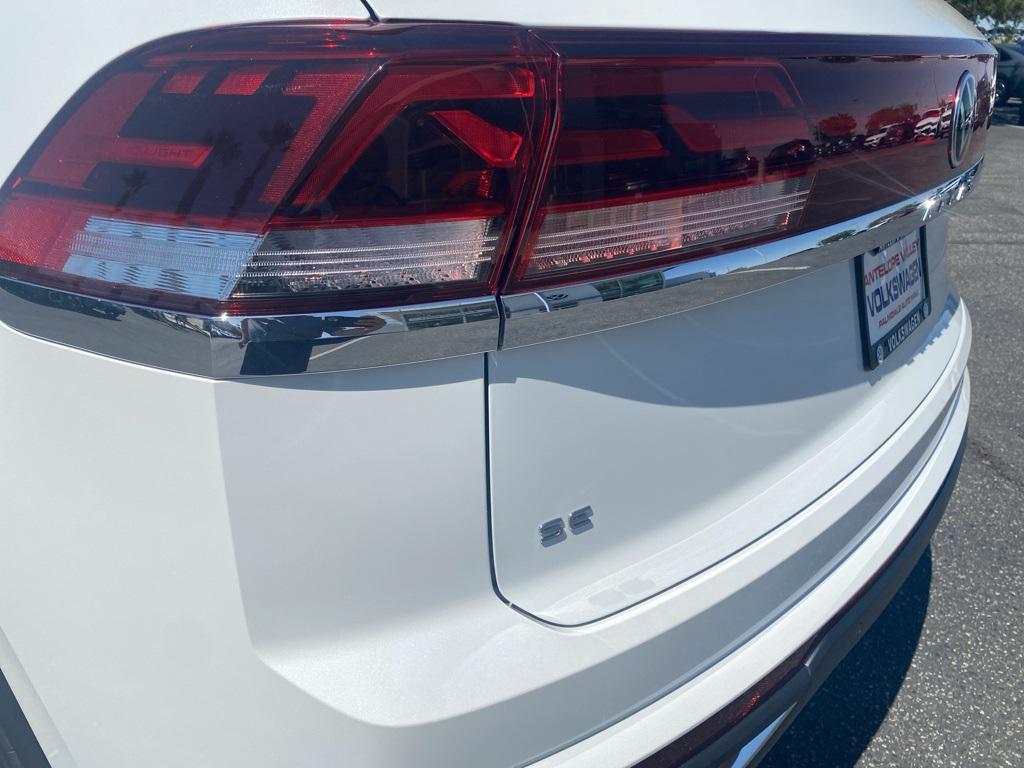 new 2026 Volkswagen Atlas Cross Sport car, priced at $47,025