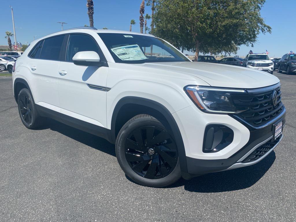 new 2026 Volkswagen Atlas Cross Sport car, priced at $47,025