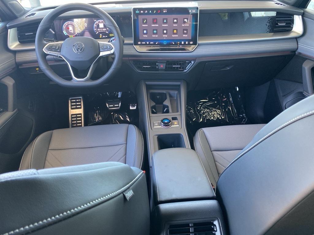 new 2025 Volkswagen Tiguan car, priced at $37,754