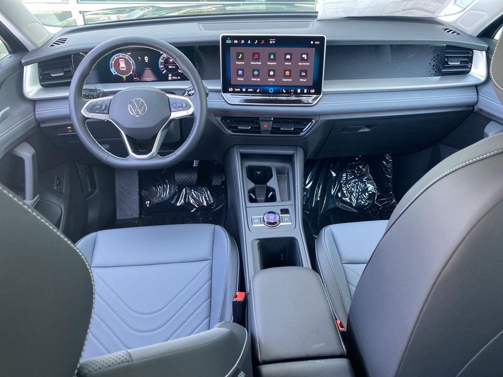 new 2025 Volkswagen Tiguan car, priced at $37,789