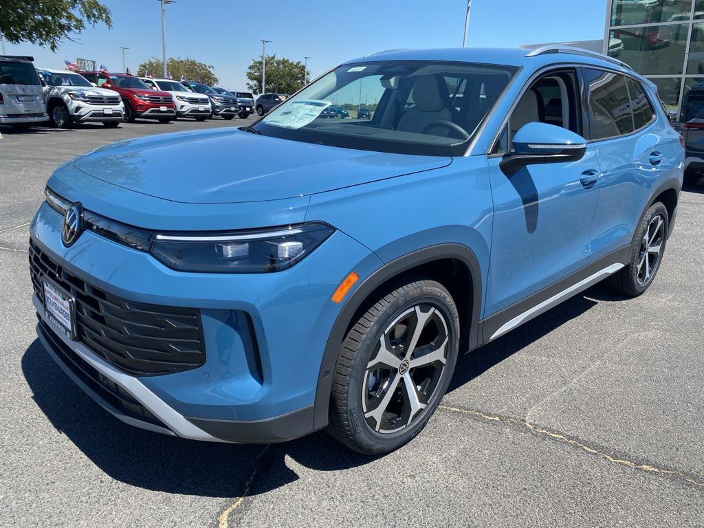 new 2025 Volkswagen Tiguan car, priced at $35,005