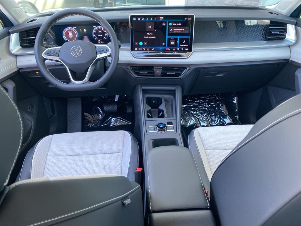 new 2025 Volkswagen Tiguan car, priced at $35,005