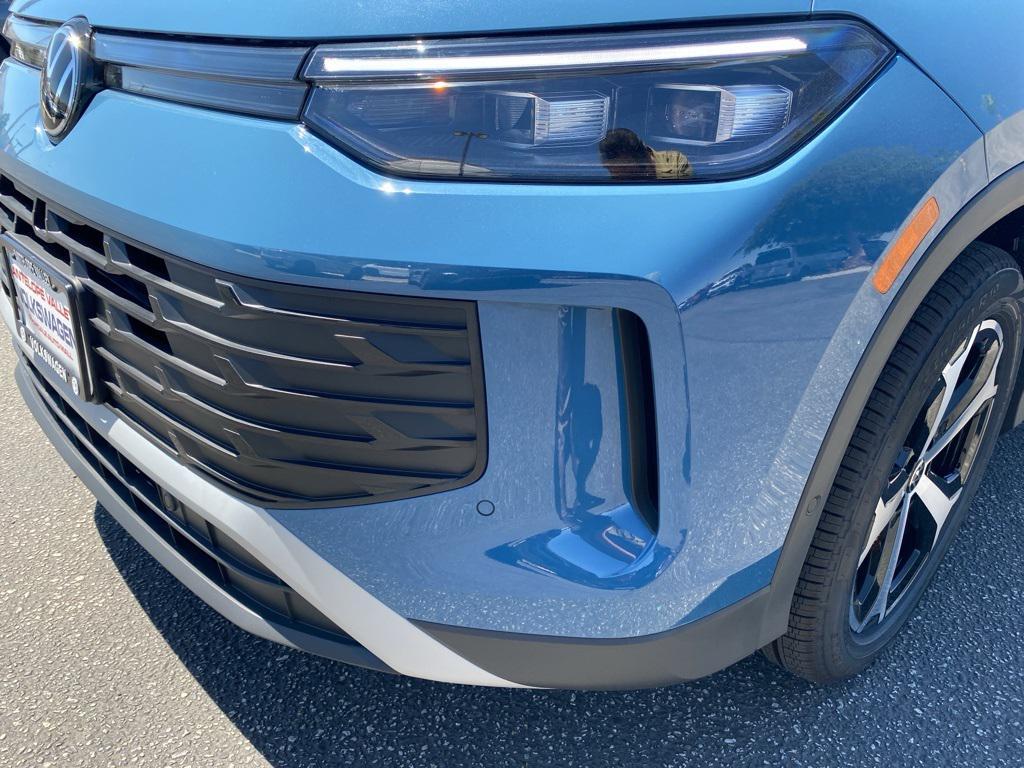new 2025 Volkswagen Tiguan car, priced at $35,005