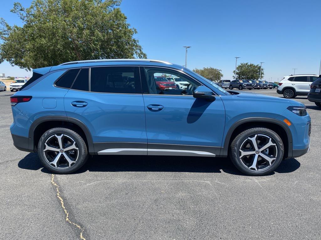 new 2025 Volkswagen Tiguan car, priced at $35,005