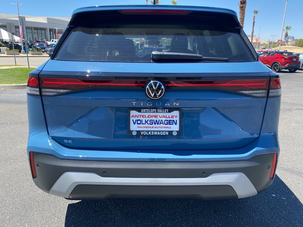 new 2025 Volkswagen Tiguan car, priced at $35,005