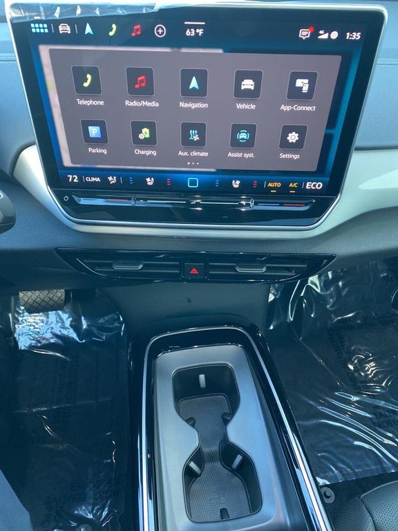 new 2025 Volkswagen ID.4 car, priced at $55,277