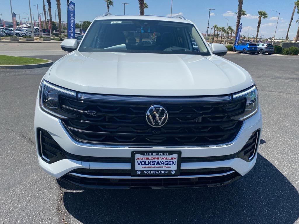 new 2025 Volkswagen Atlas car, priced at $57,799