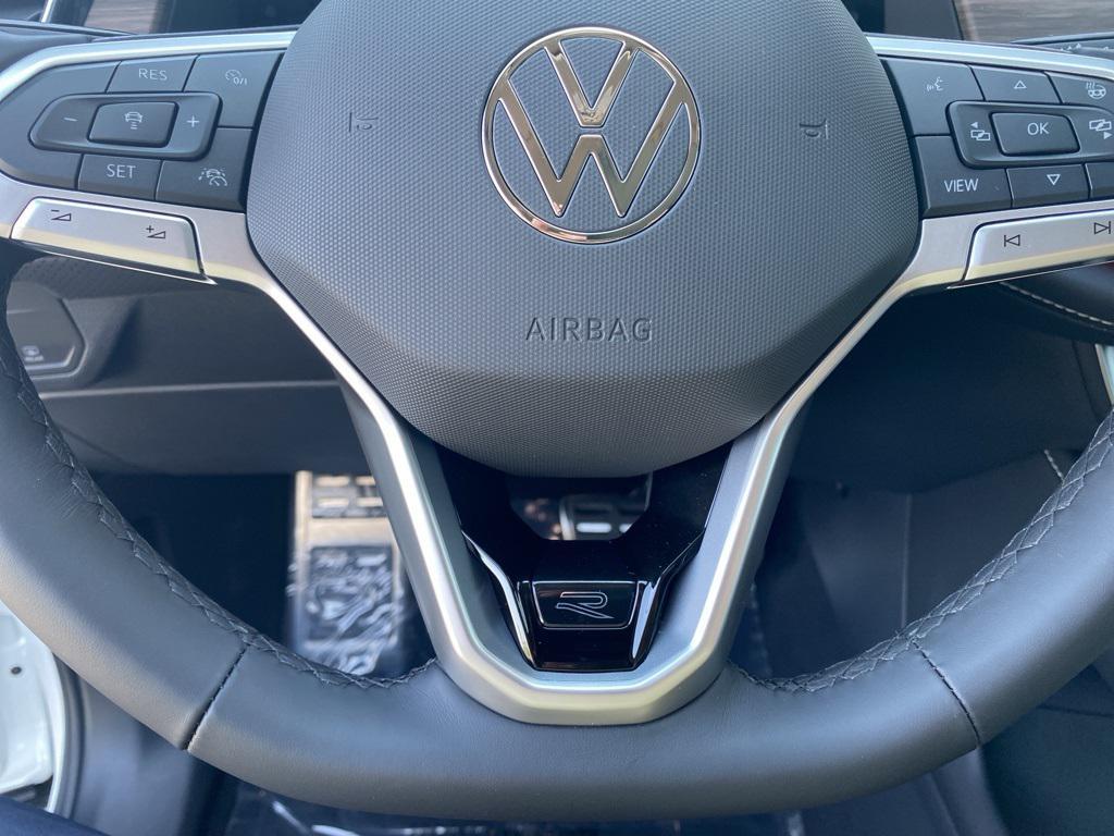 new 2025 Volkswagen Atlas car, priced at $57,799