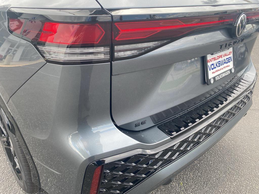new 2025 Volkswagen Tiguan car, priced at $38,922