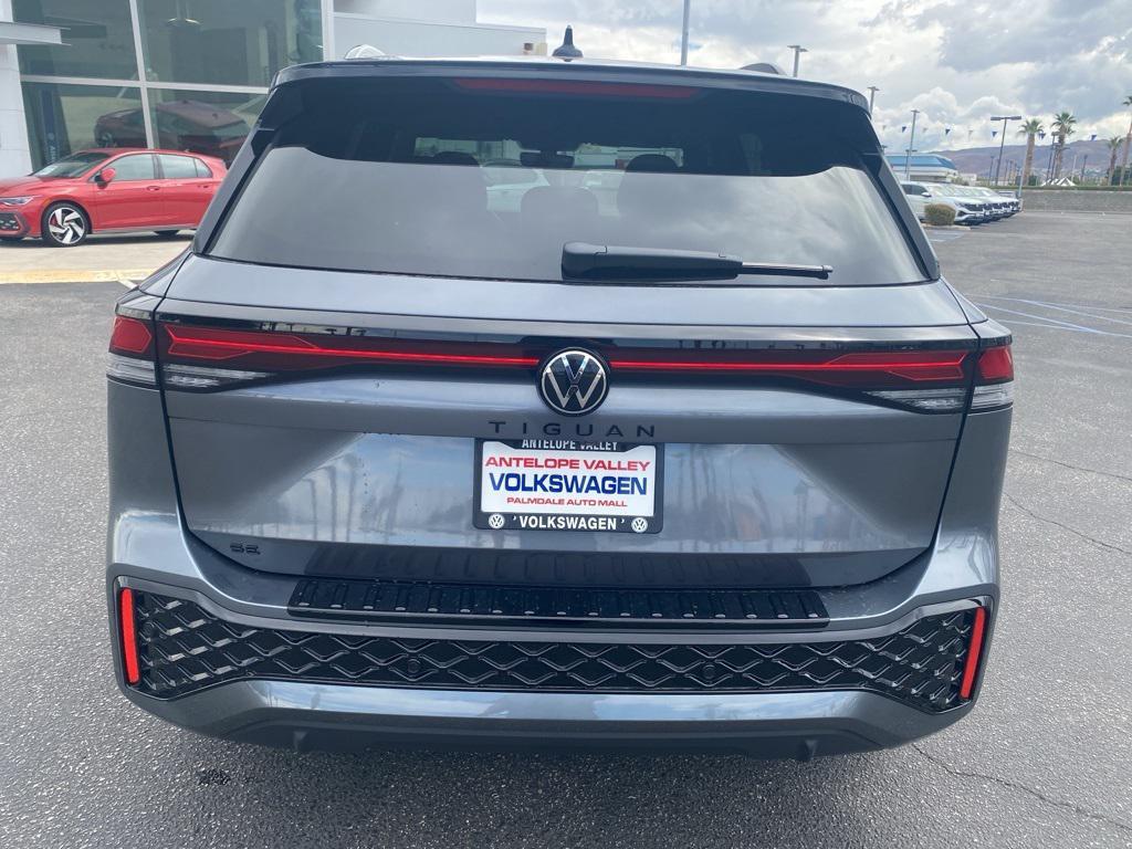 new 2025 Volkswagen Tiguan car, priced at $38,922